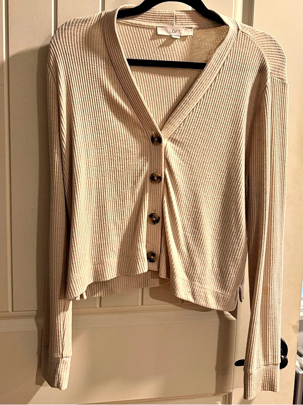LOFT Ribbed Button Front Cardigan in Beige Size Medium